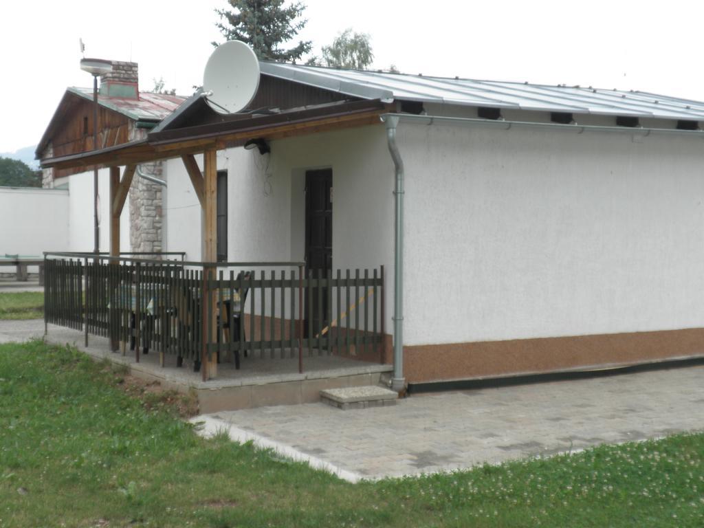 Family Bungalows & Camp Vrchlabí Habitación foto